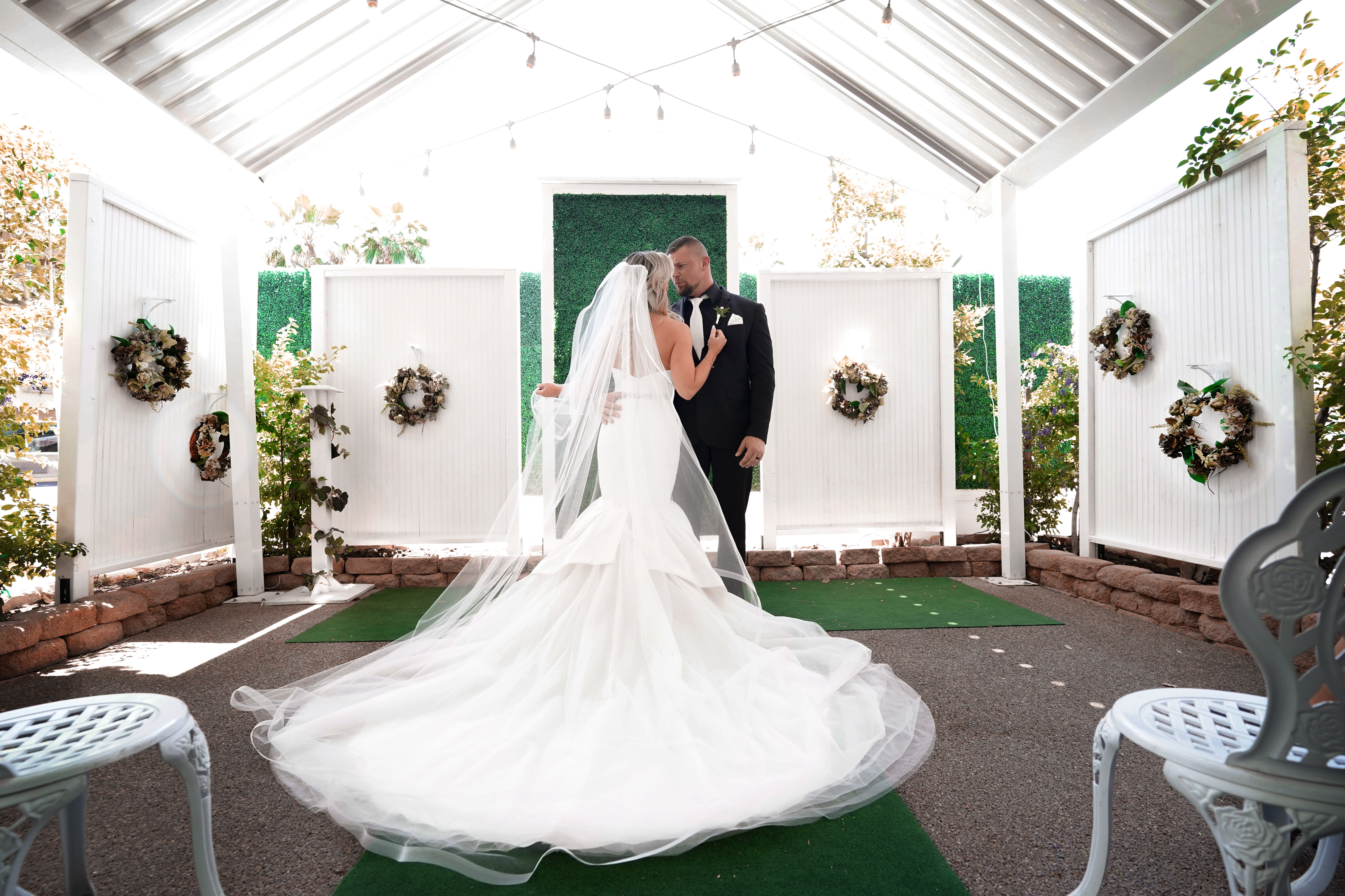 Bell Garden - Outdoor wedding chapel in Las Vegas